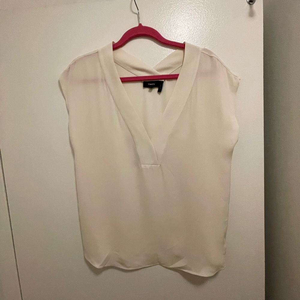 Theory white/cream silk v-neck blouse. Size small! Beautiful and only worn once!